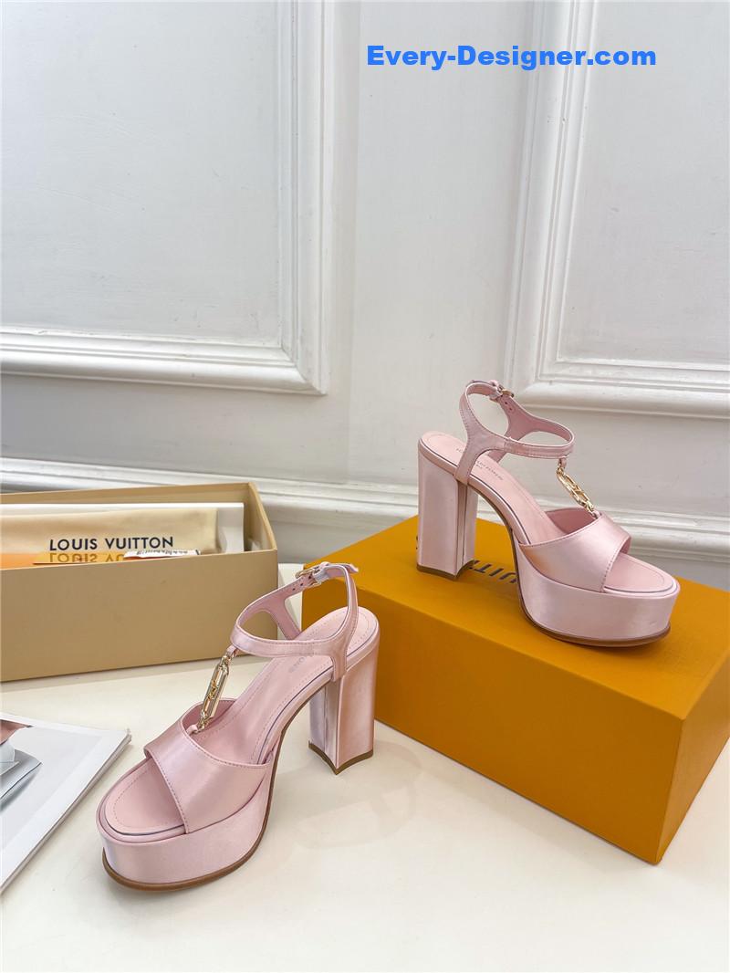 l0vis Vvtt0n lv explosive style platform high-heeled sandals