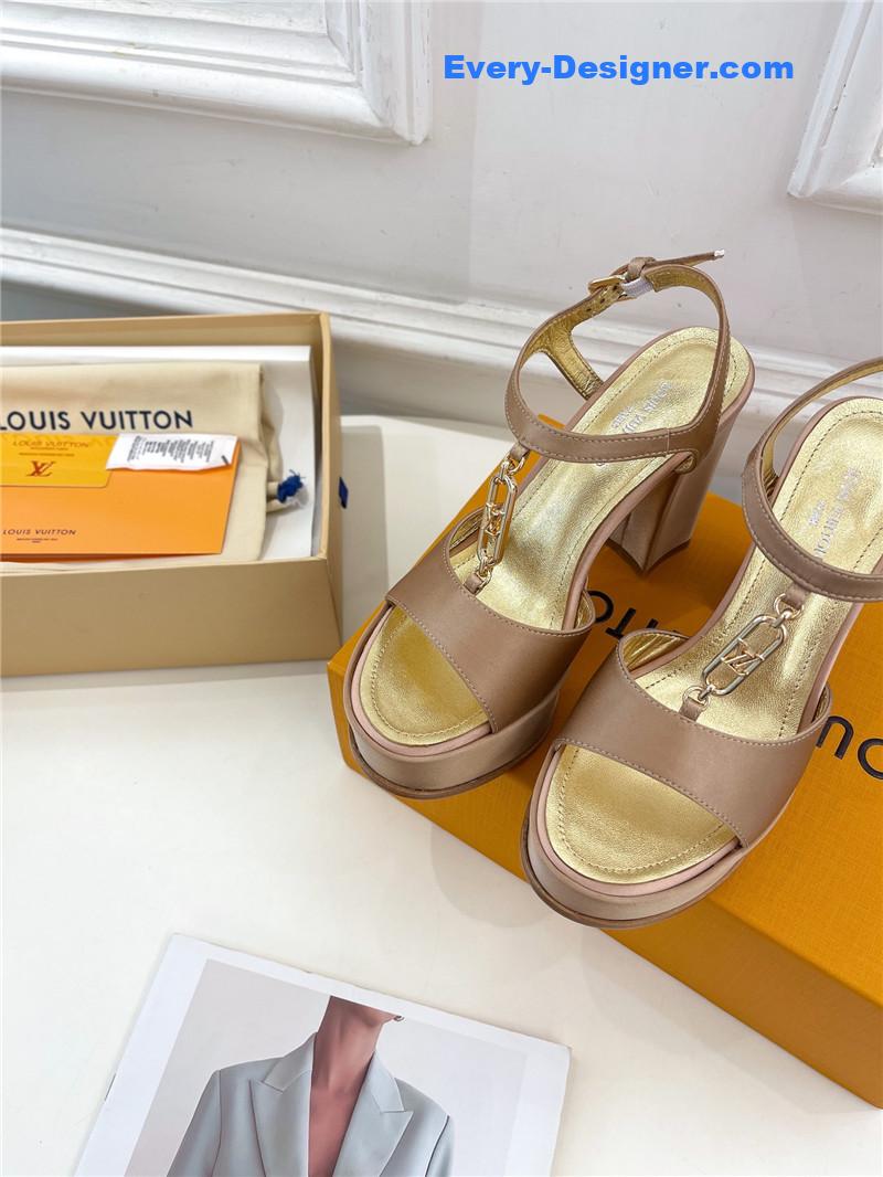 l0vis Vvtt0n lv explosive style platform high-heeled sandals