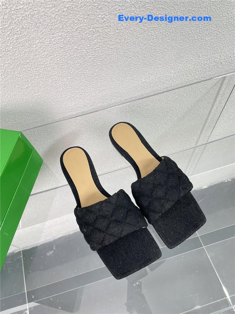 b0tt*ga Ven*ta new wash denim deep mouth slippers