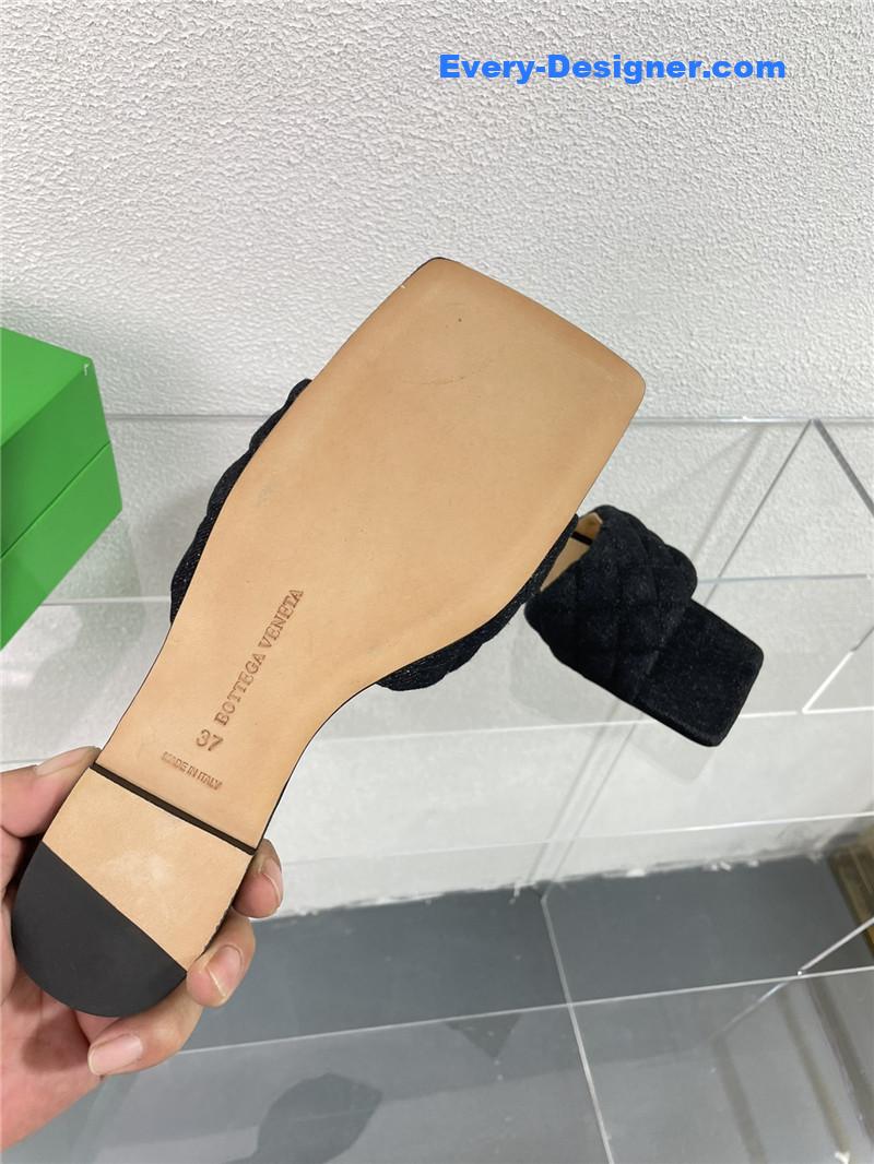 b0tt*ga Ven*ta new wash denim deep mouth slippers