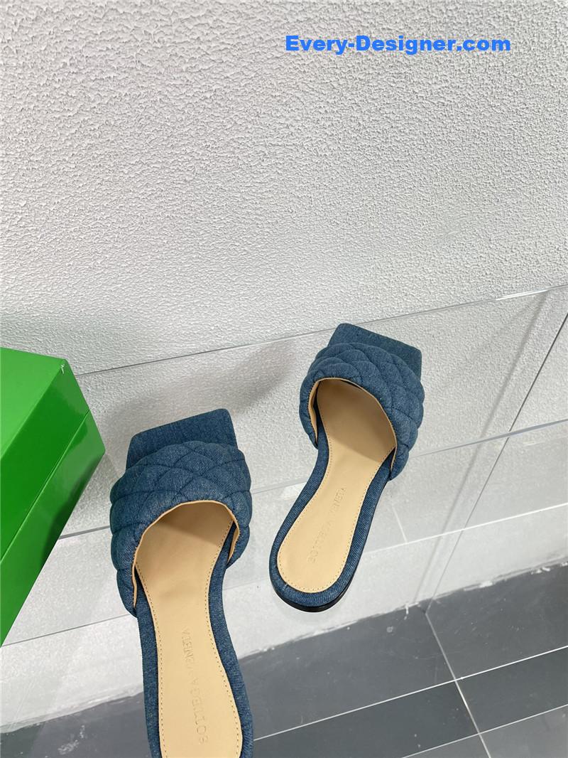 b0tt*ga Ven*ta new wash denim deep mouth slippers