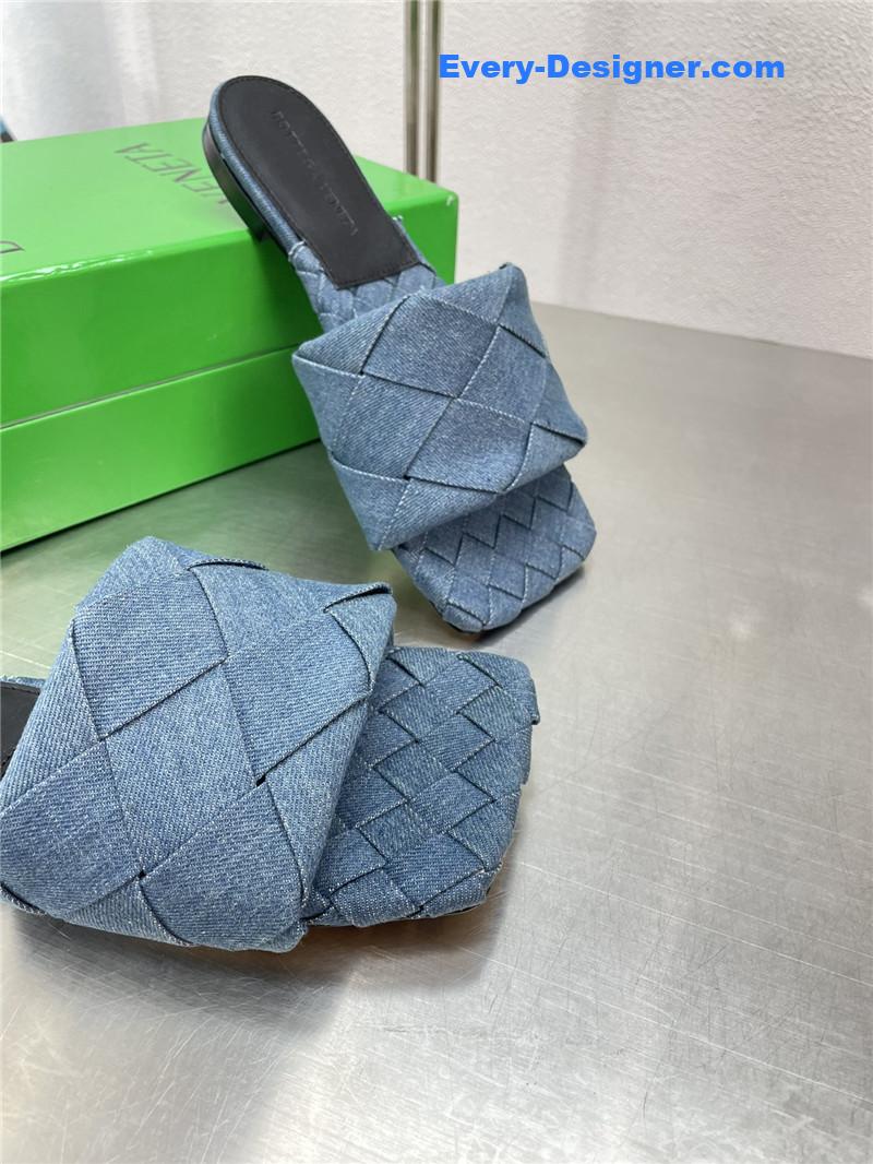 b0tt*ga Ven*ta spring summer flat large woven slippers