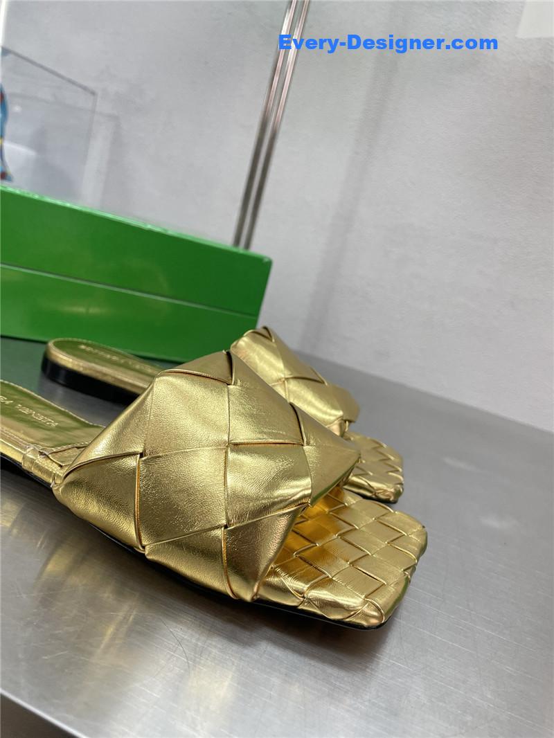 b0tt*ga Ven*ta spring summer flat large woven slippers