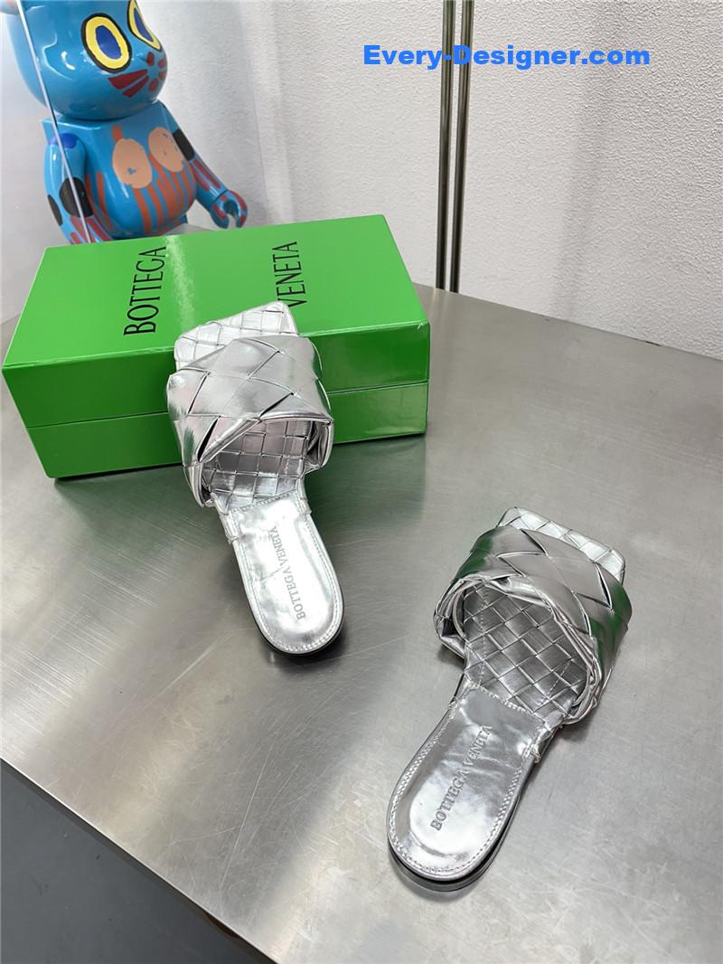 b0tt*ga Ven*ta spring summer flat large woven slippers