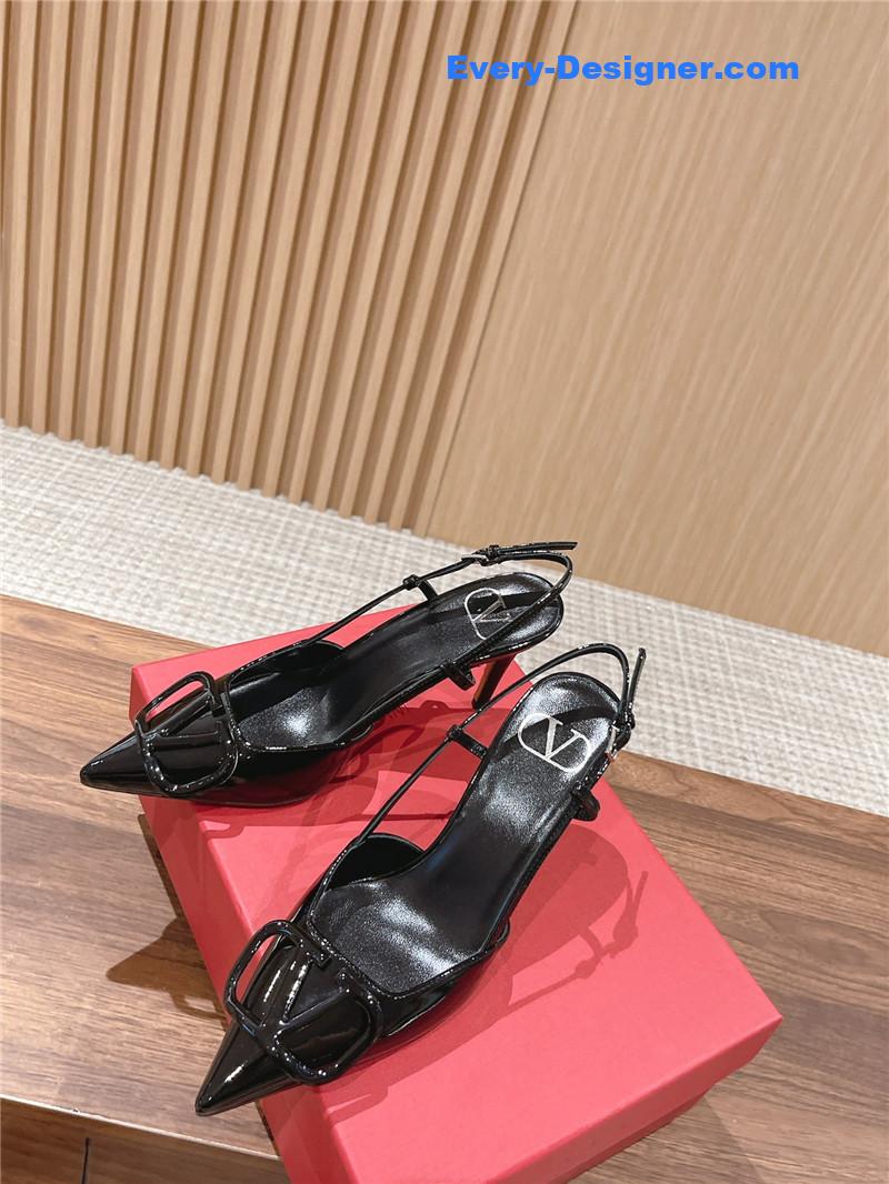 Va1e*ntin0 v buckle kitten heel sandals