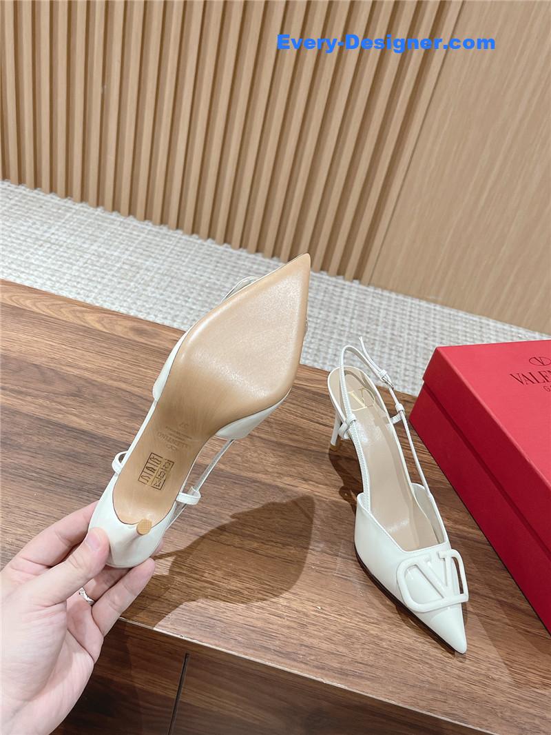 Va1e*ntin0 v buckle kitten heel sandals