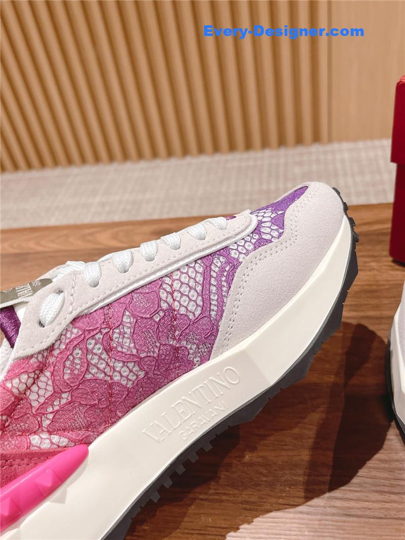 Va1e*ntin0 brand new logo letter lace sneakers