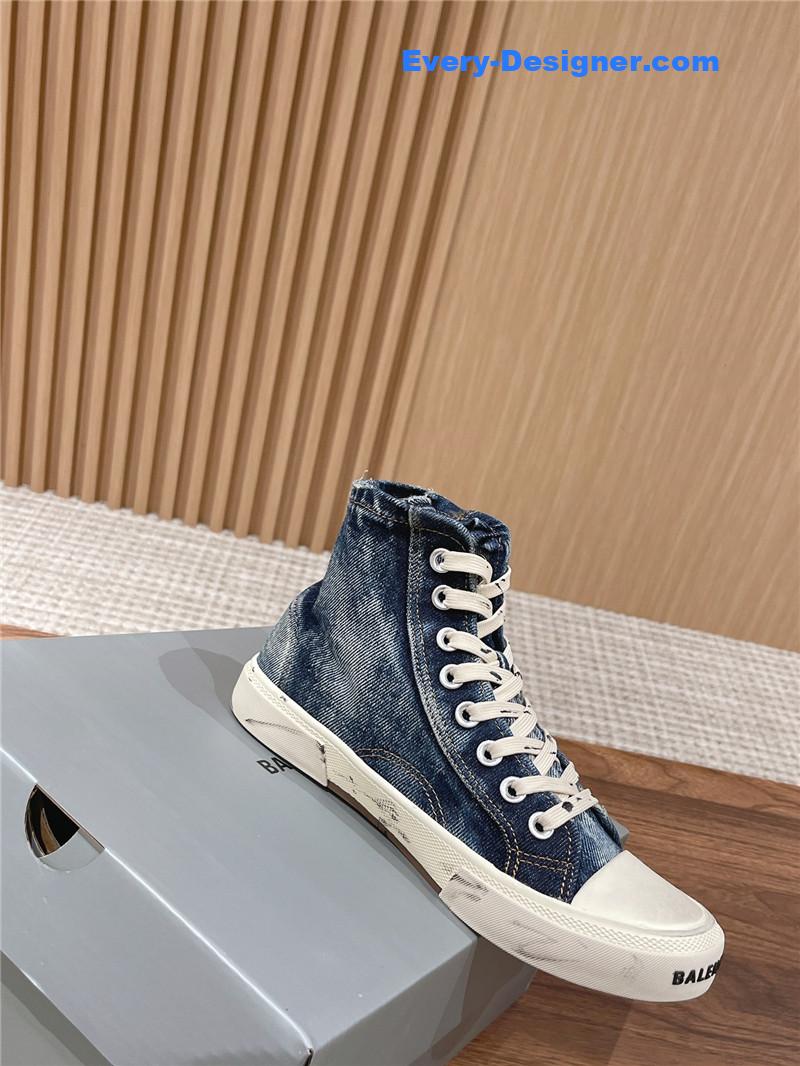 Ba1en*iaga couple’s espadrilles