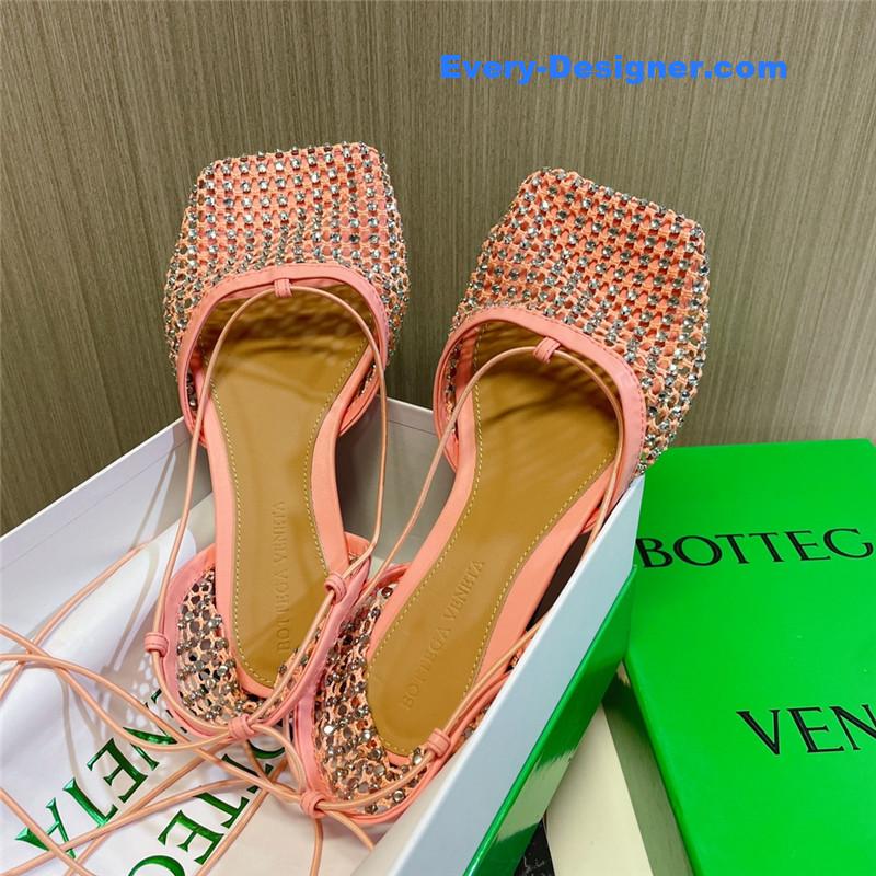 b0tt*ga ven*ta D1am0nd mesh sandals