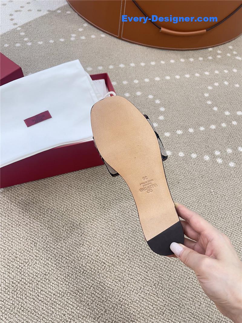 Va1e*ntin0 v buckle vlogo embroidery series flat slippers