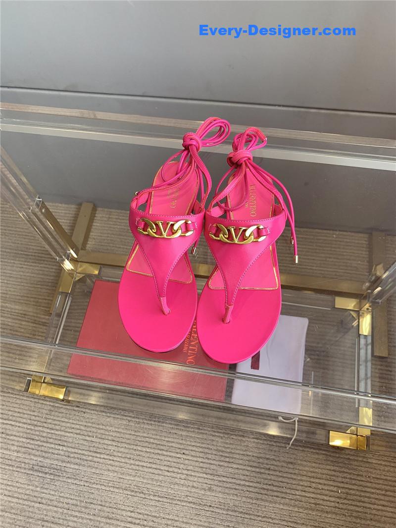 Va1e*ntin0 new strappy flat sandals