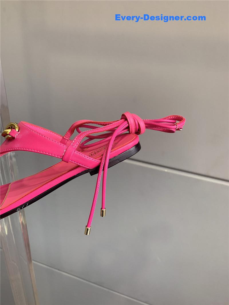 Va1e*ntin0 new strappy flat sandals