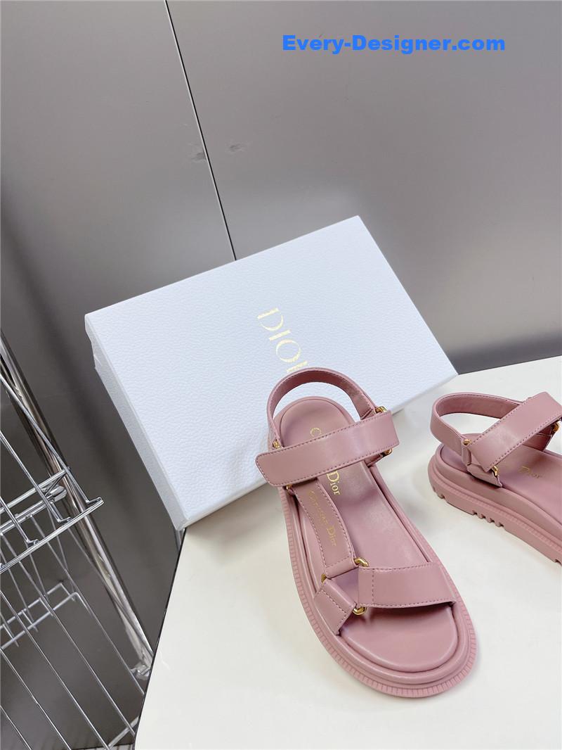 D10r new velcro sandals