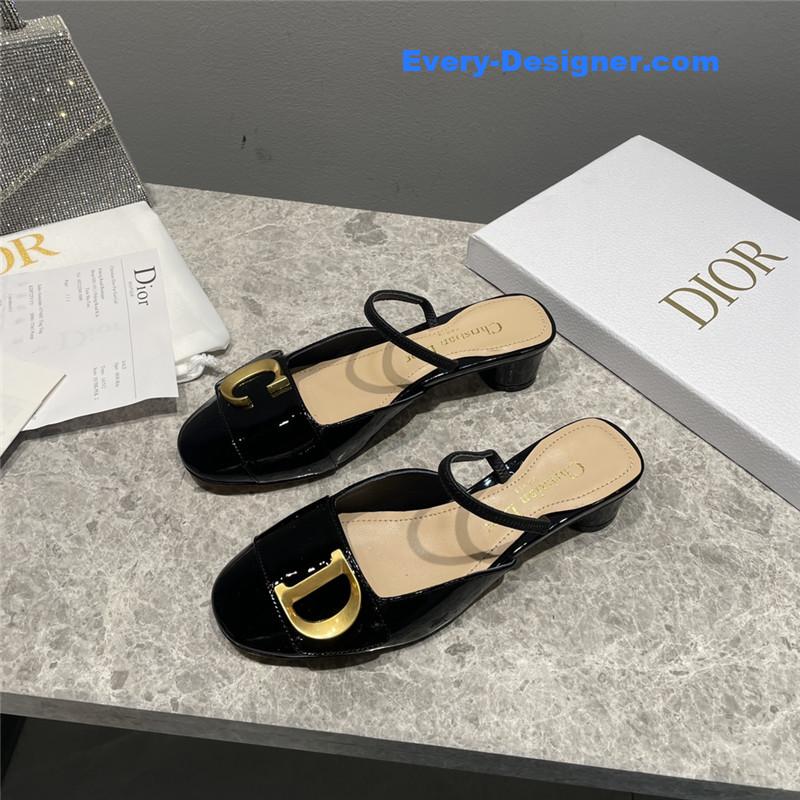 D10r square buckle commuter shoes