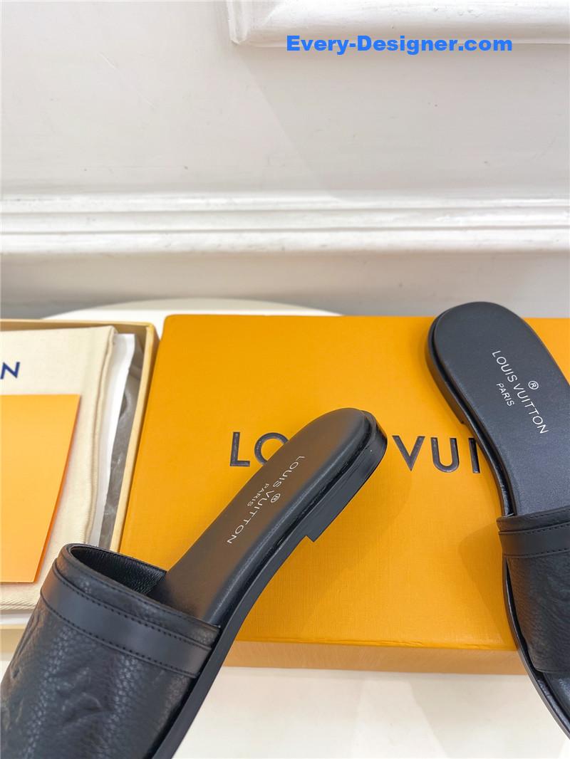 l0vis Vvtt0n lv latest hot style slippers