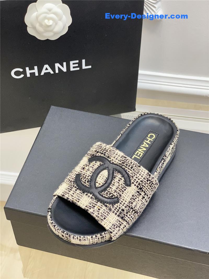 CC new big Logo slippers