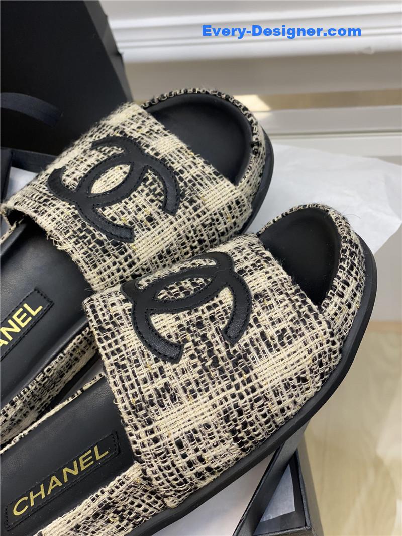 CC new big Logo slippers