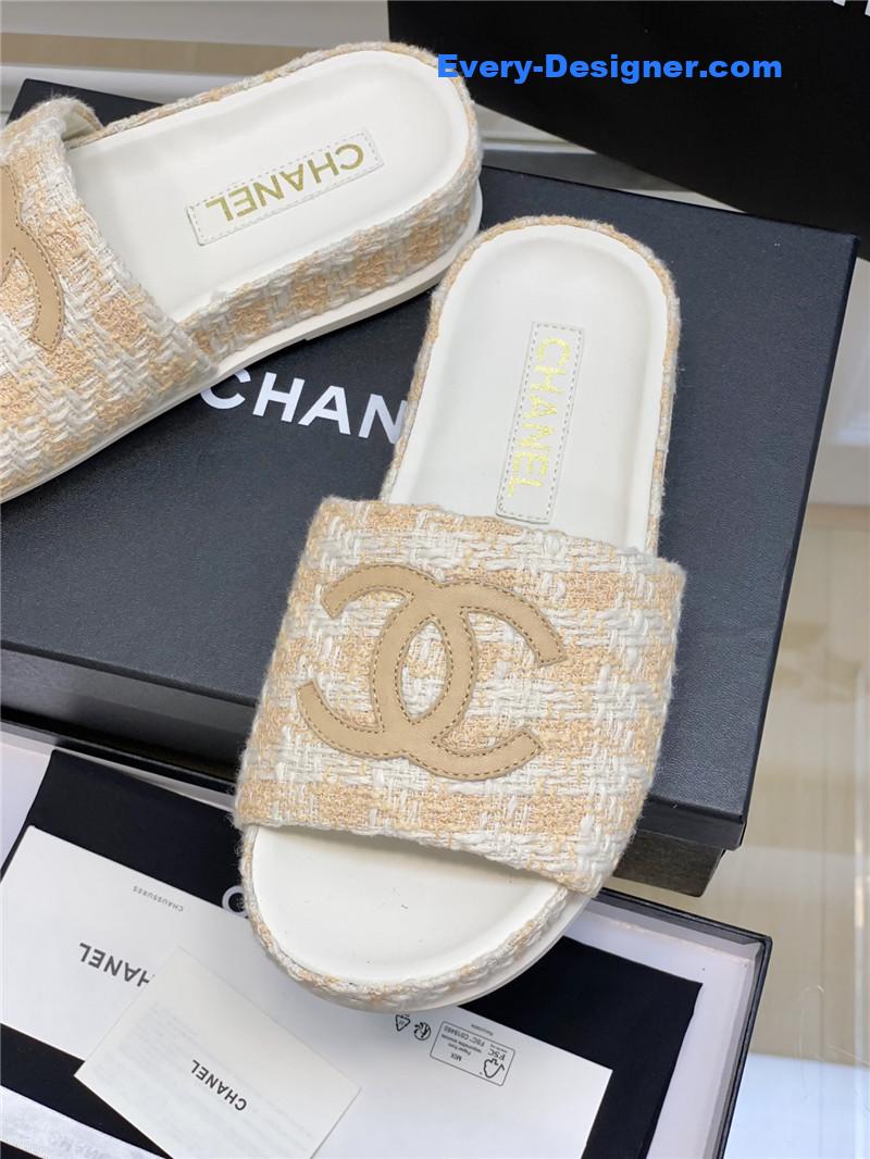 CC new big Logo slippers