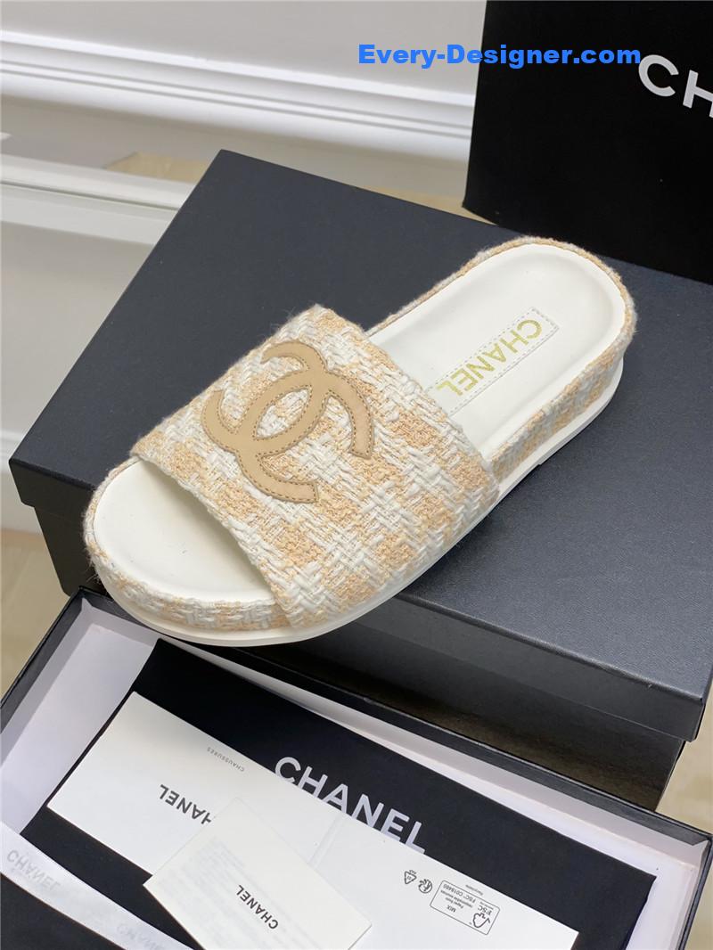 CC new big Logo slippers