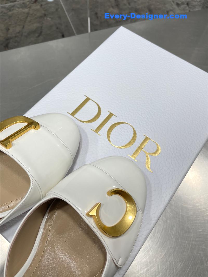 D10r new baotou chunky heel sandals