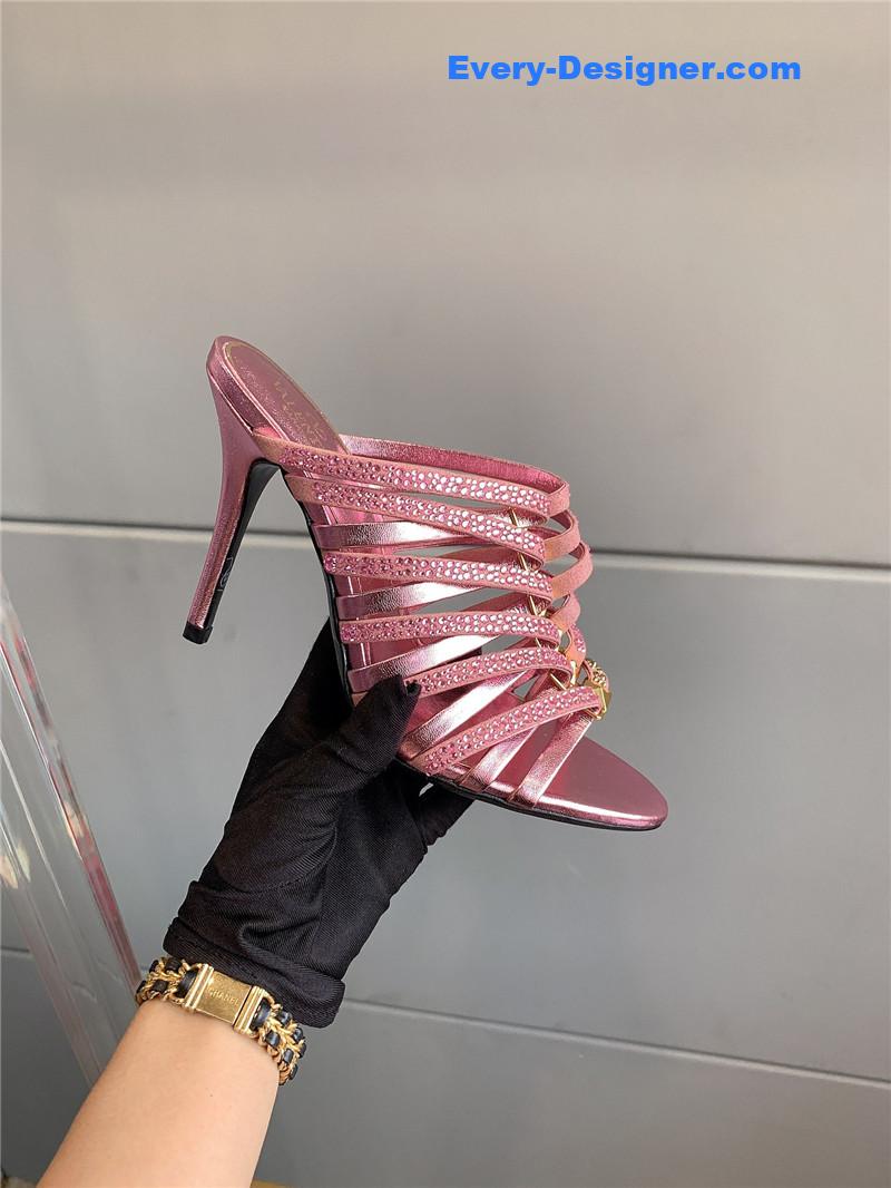 Va1e*ntin0 summer new high heel slippers