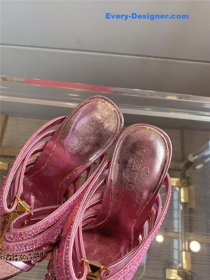 Va1e*ntin0 summer new high heel slippers