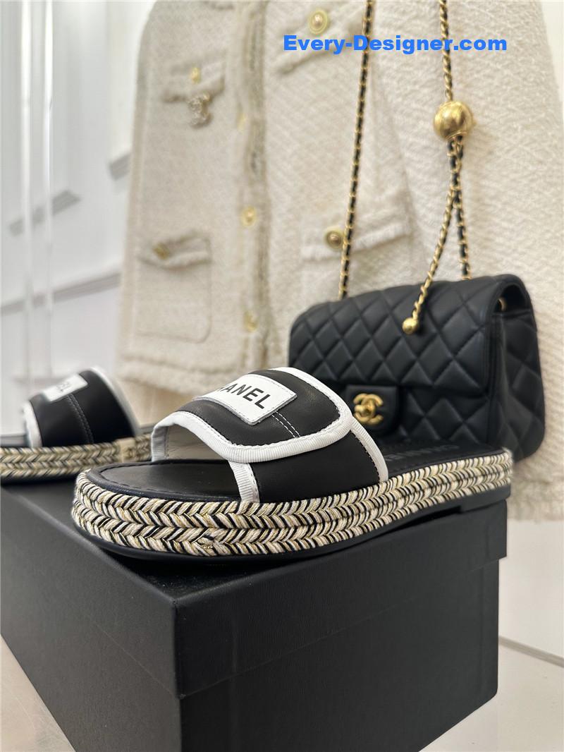 CC velcro lazy slippers