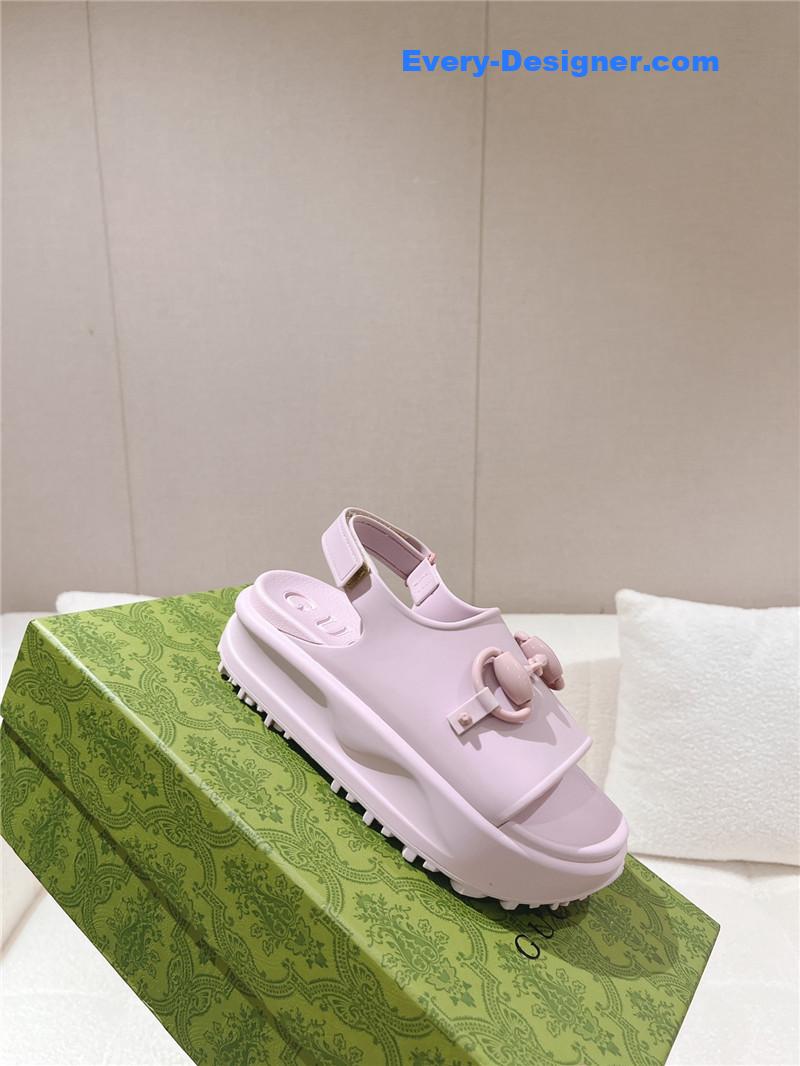 Gvc*1 buckle platform loafer