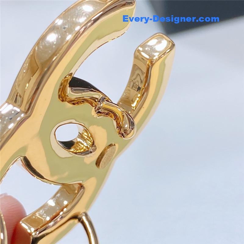 Ch**el black and white enamel double c logo belt