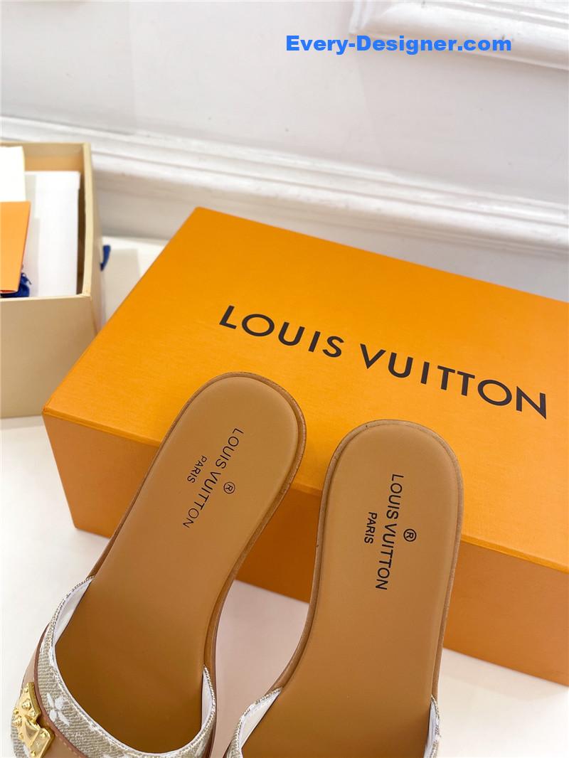 l0vis Vvtt0n lv spring and summer new metal buckle slippers