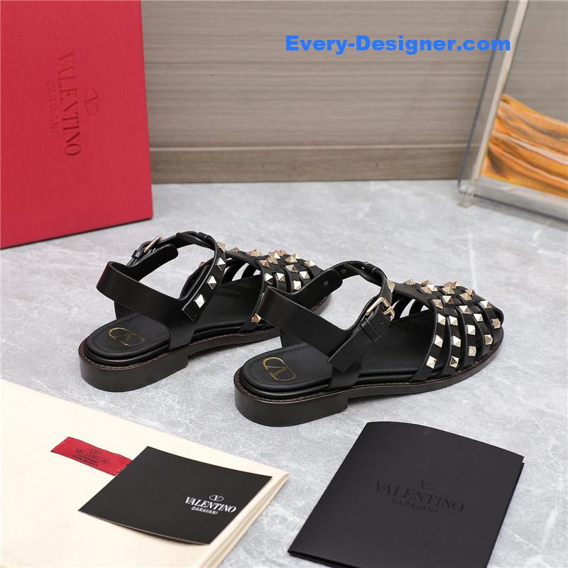 Va1e*ntin0 vintage baotou hollow roman women’s shoes