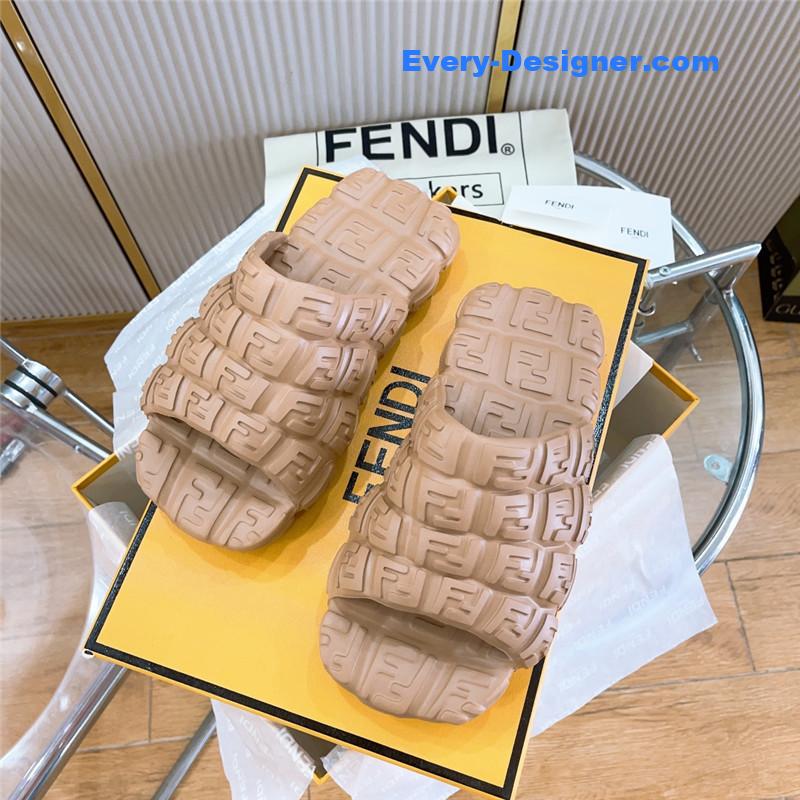 F**di environmentally friendly rubber couple slippers