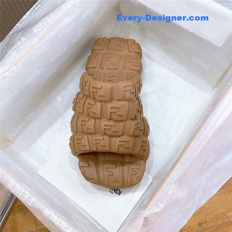 F**di environmentally friendly rubber couple slippers