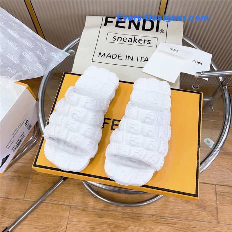F**di environmentally friendly rubber couple slippers