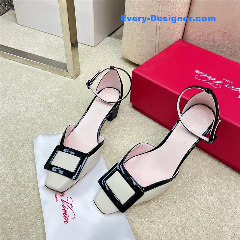 Roger vivier classic buckle strap sandals