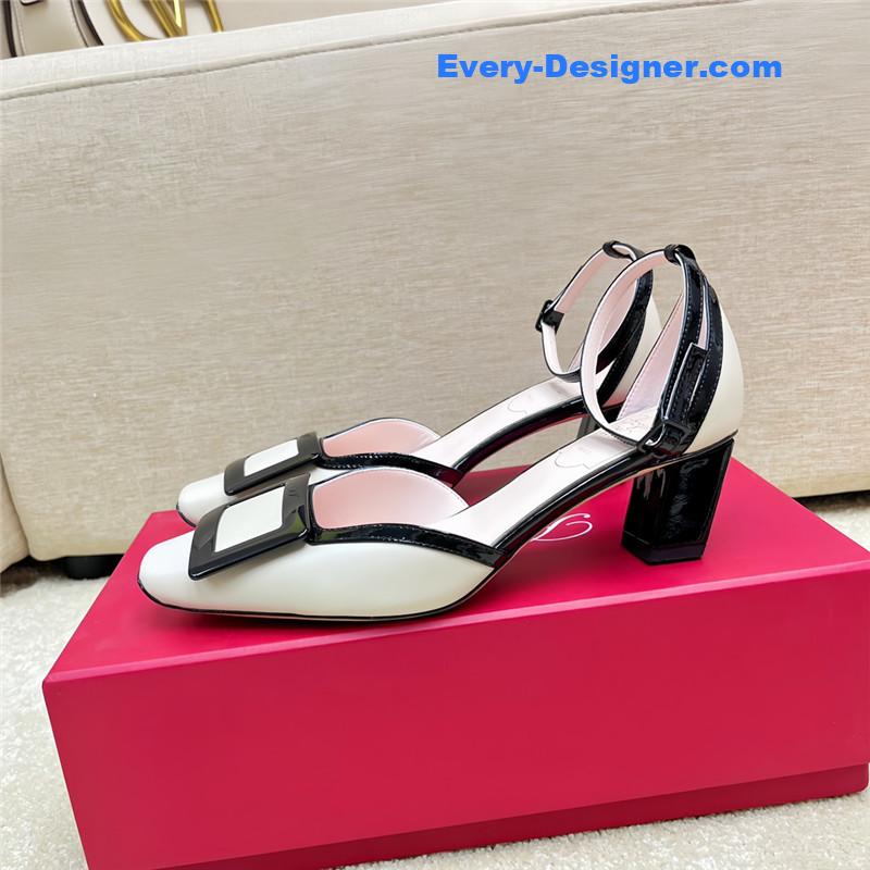 Roger vivier classic buckle strap sandals