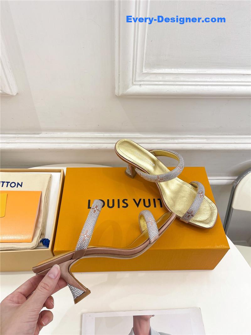 l0vis vvtt0n lv square toe hot D1am0nd high-heeled slippers