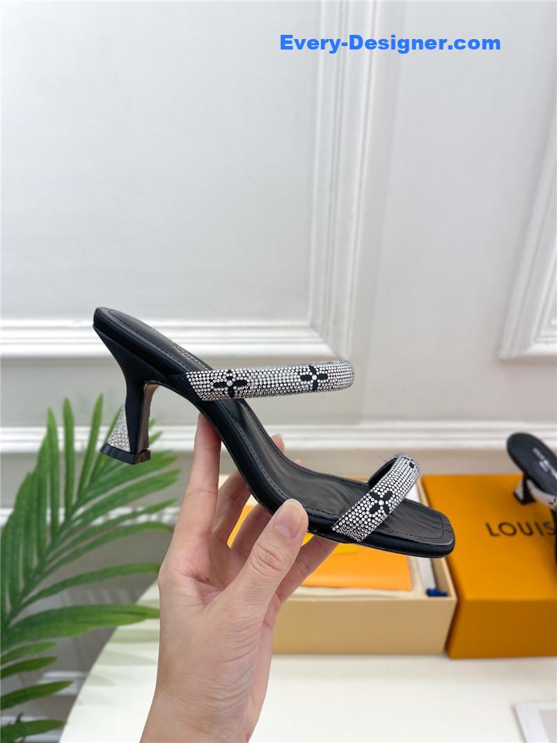 l0vis vvtt0n lv square toe hot D1am0nd high-heeled slippers