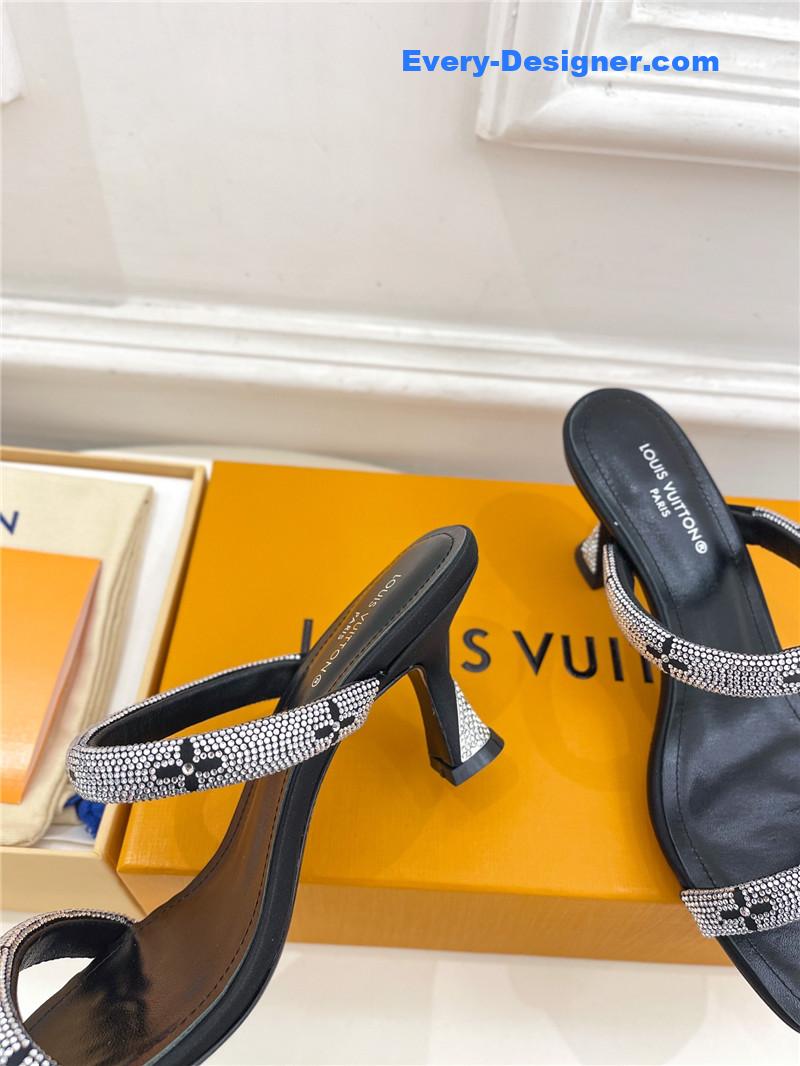 l0vis vvtt0n lv square toe hot D1am0nd high-heeled slippers