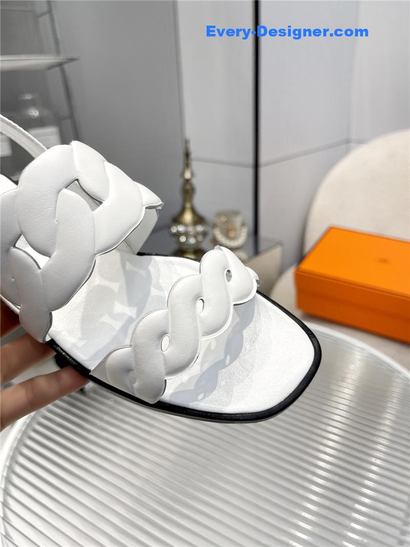 H**me5 pig nose sandals