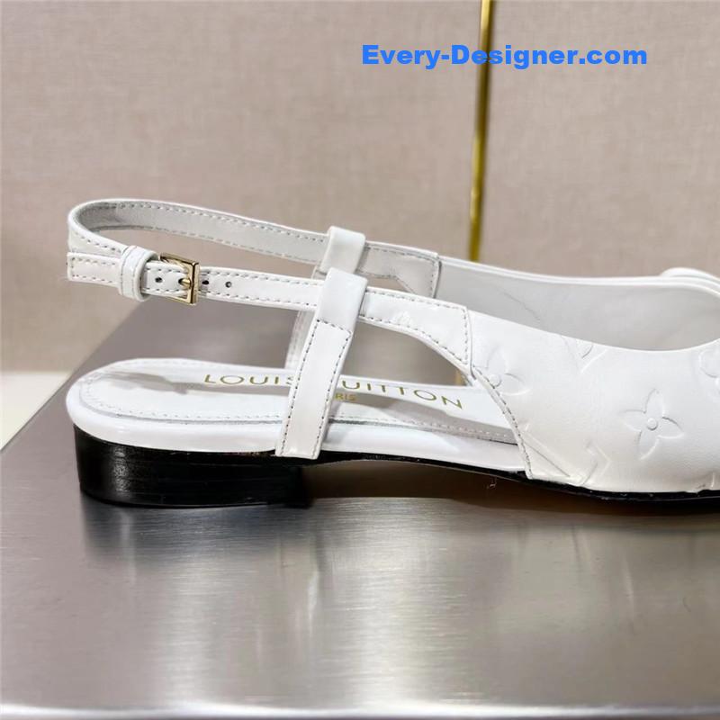 l0vis Vvtt0n lv flat back sandals