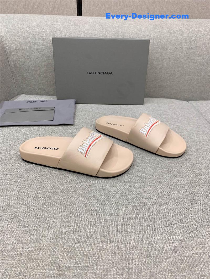 Balenciaga new casual slippers