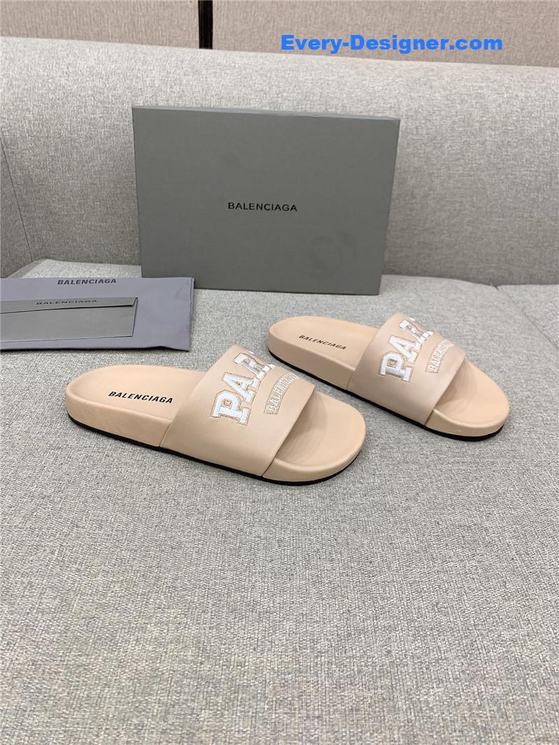 Ba1en*iaga new casual slippers