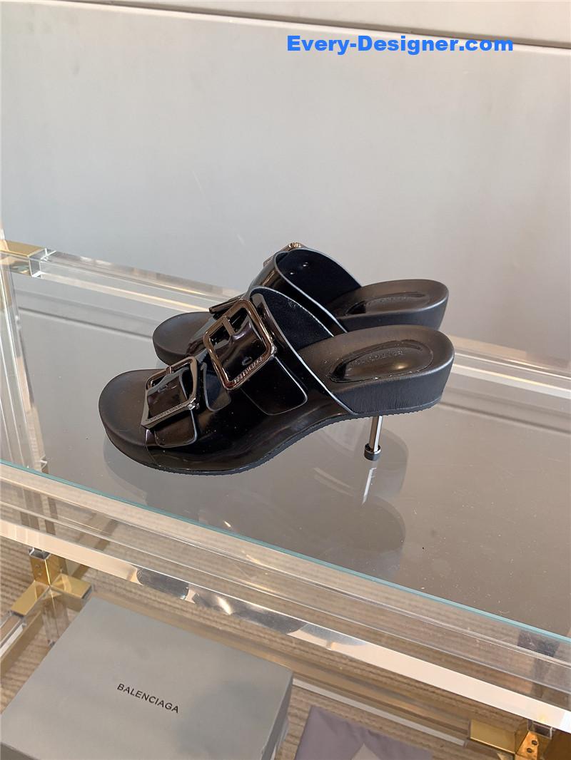 Ba1en*iaga new high-heeled slippers