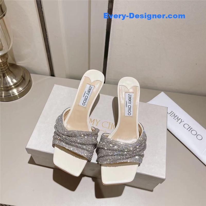 J1m*y Ch00 hand-drilled sandals