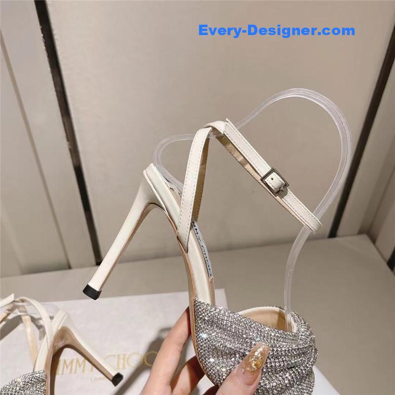 J1m*y Ch00 hand-drilled sandals