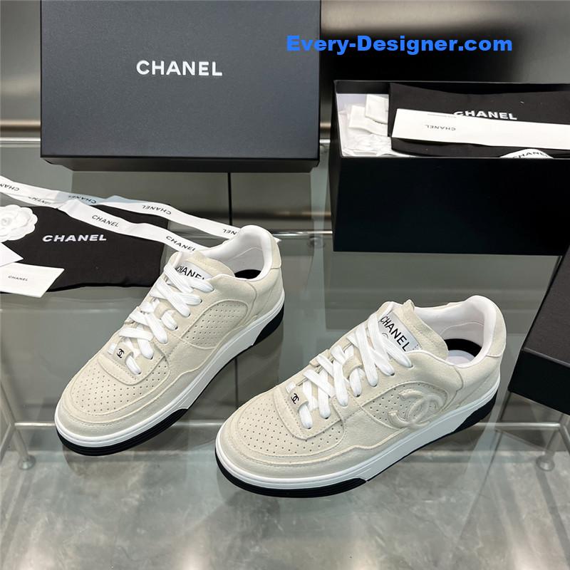 Chanel new full leather panda color casual sneakers