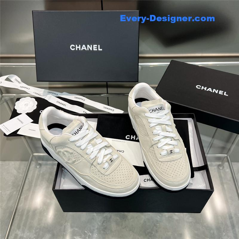 Chanel new full leather panda color casual sneakers