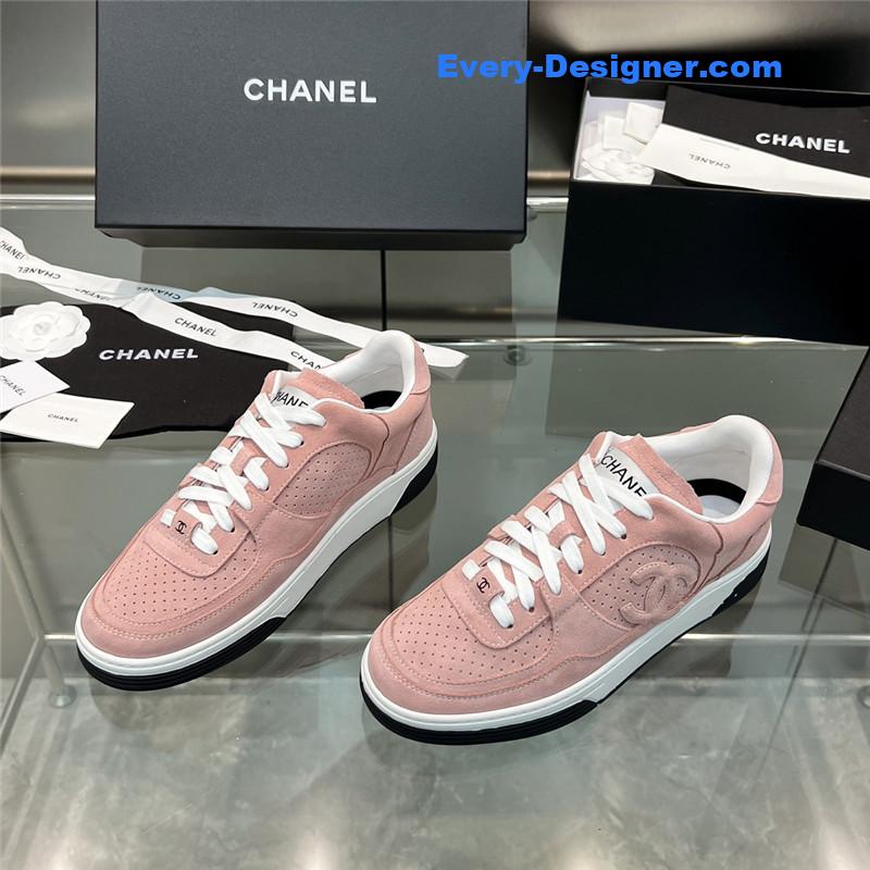 Chanel new full leather panda color casual sneakers