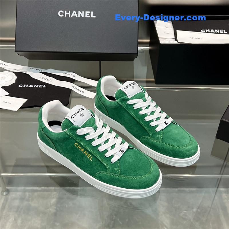 Chanel new full leather panda color casual sneakers